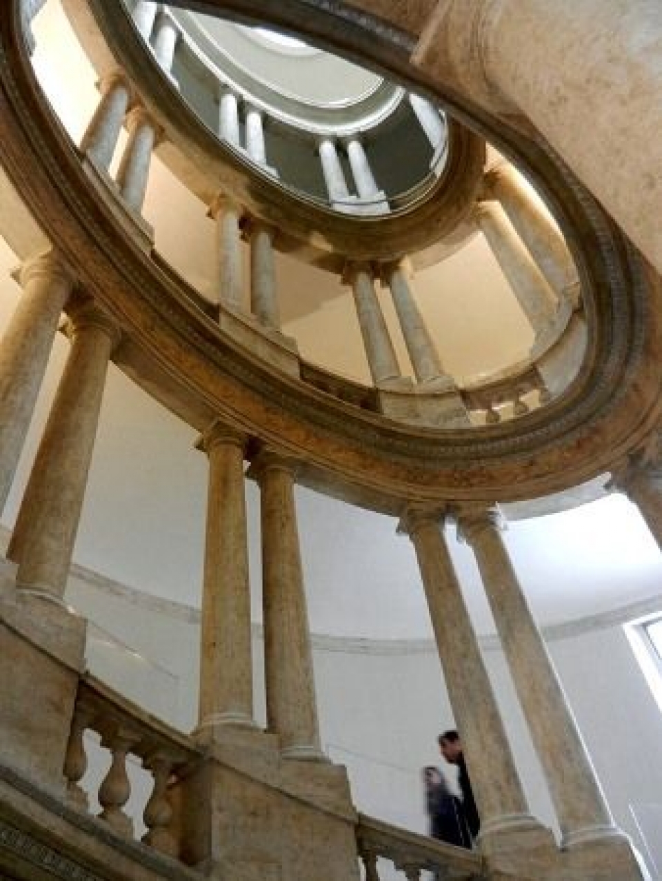 Il Palazzo Incantato Di Atlante Parafrasi