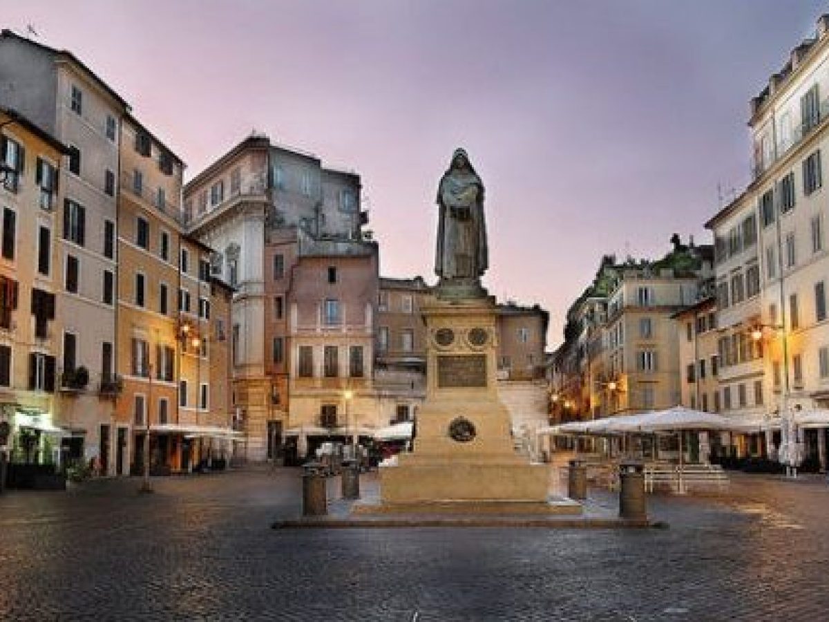 Campo de' fiori Visite guidate e percorsi culturali a Roma Campo de' fiori Visite guidate e percorsi culturali a Roma